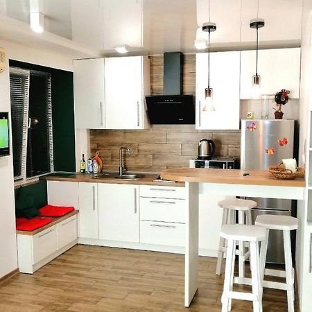 Studio Apartment Center เครเมนชุก ภายนอก รูปภาพ