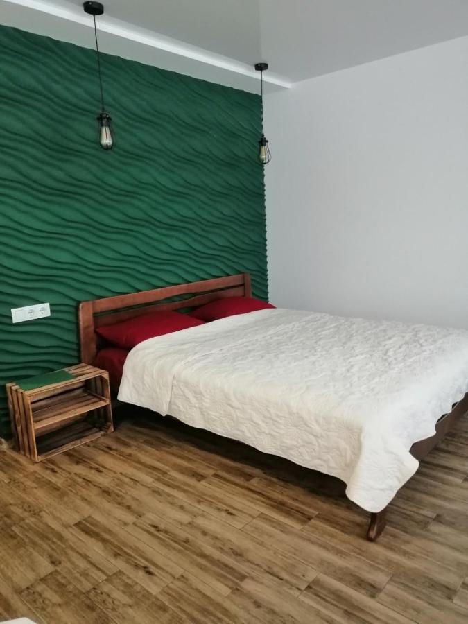Studio Apartment Center เครเมนชุก ภายนอก รูปภาพ