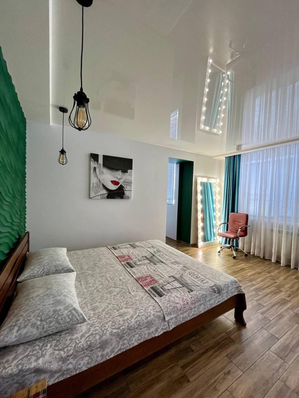 Studio Apartment Center เครเมนชุก ภายนอก รูปภาพ